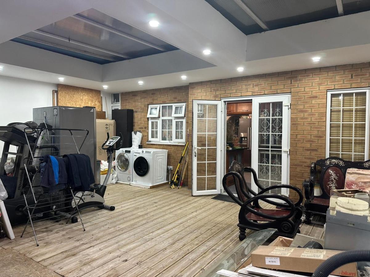 Tran Homestay Лондон Екстер'єр фото