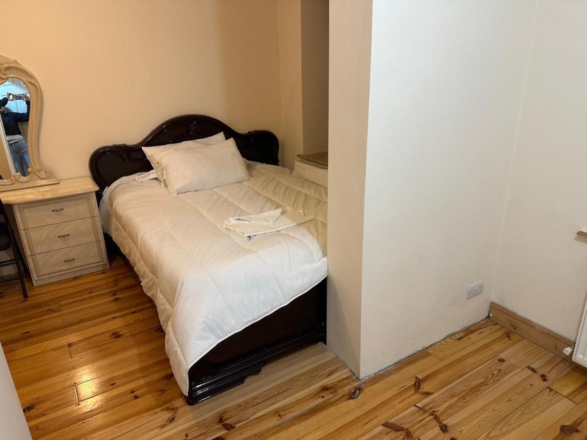 Tran Homestay Лондон Екстер'єр фото